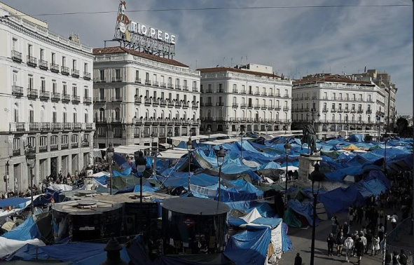 Acampado en Sol agresion Acampado en Sol agresion