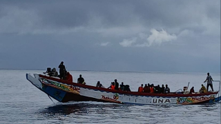 Señalan a tres cargos socialistas de Lanzarote por la gestión migratoria