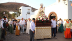 Femés celebra el Rosario entre tradición y confraternización