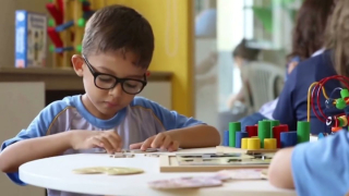 ¿Necesitas dejar a tus hijos por la tarde? Arrecife ofrece cuatro horas de cuidado gratuito ¿Necesitas dejar a tus hijos por la tarde? Arrecife ofrece cuatro horas de cuidado gratuito