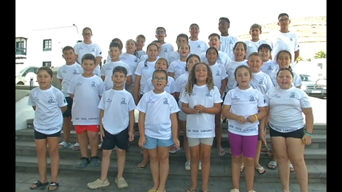 Los futuros puntales de la Lucha Canaria entrenan en Lanzarote