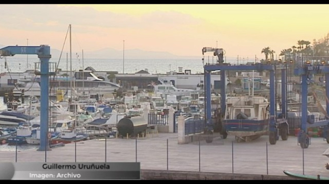 50 barcos "fijos", y ahora 10 más "variables", podrán pescar en La Graciosa