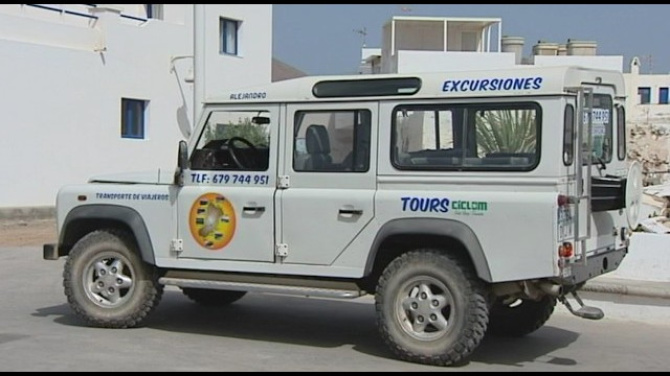 Fin de la barra libre en el transporte de La Graciosa: Teguise otorga 15 licencias provisionales Fin de la barra libre en el transporte de La Graciosa: Teguise otorga 15 licencias provisionales