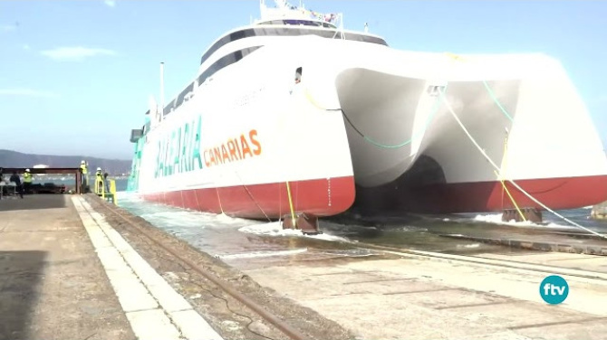 Llega un espectacular catamarán de gas licuado para unir las islas 