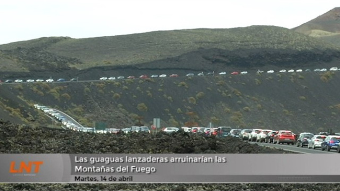 Vázquez advierte de que las guaguas lanzaderas “arruinarían” las Montañas del Fuego Vázquez advierte de que las guaguas lanzaderas “arruinarían” las Montañas del Fuego