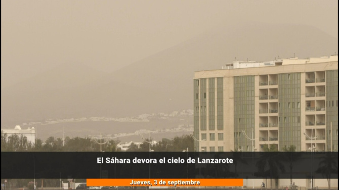 El Sáhara devora el cielo de Lanzarote