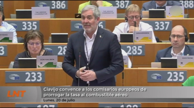 Clavijo, satisfecho con la prórroga de la exención al combustible otorgada por Europa a Canarias Clavijo, satisfecho con la prórroga de la exención al combustible otorgada por Europa a Canarias