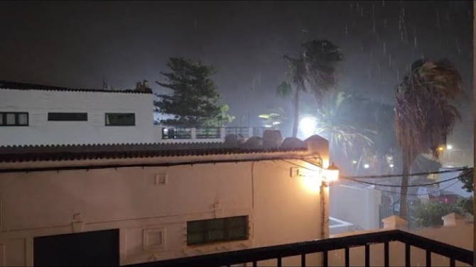 'Emilia' deja las primeras incidencias en Lanzarote 'Emilia' deja las primeras incidencias en Lanzarote