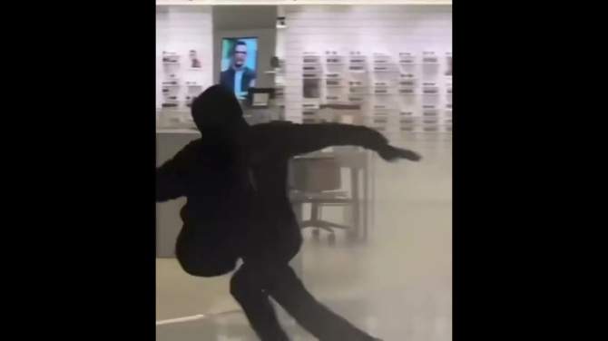 Espectacular detención en un atraco a una joyería Espectacular detención en un atraco a una joyería
