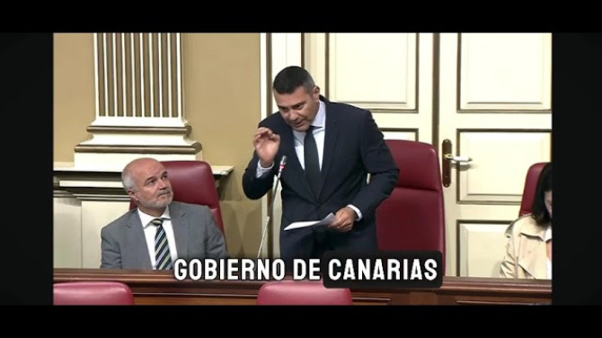 Cruce político por los fondos del transporte gratuito en Canarias