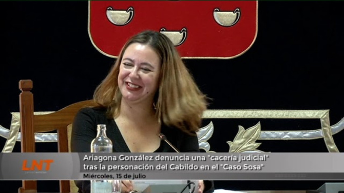 Ariagona González denuncia una "cacería judicial" tras la personación del Cabildo en el caso Sosa Ariagona González denuncia una "cacería judicial" tras la personación del Cabildo en el caso Sosa