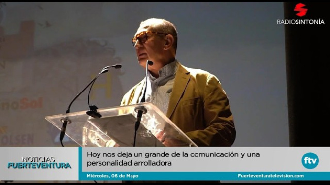 Fuerteventura despide a Santiago Travieso