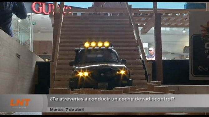 ¿Te atreverías a conducir un coche de radiocontrol? ¿Te atreverías a conducir un coche de radiocontrol?