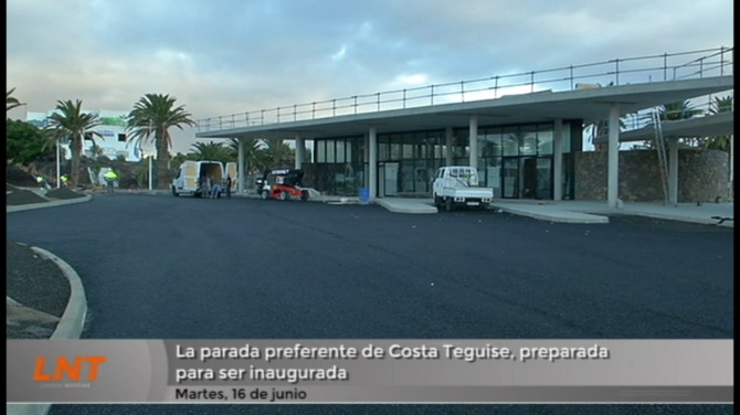 La parada preferente de Costa Teguise, preparada para ser inaugurada La parada preferente de Costa Teguise, preparada para ser inaugurada