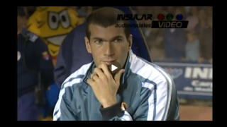 25 años desde que Zidane pisó el césped sintético de Canarias