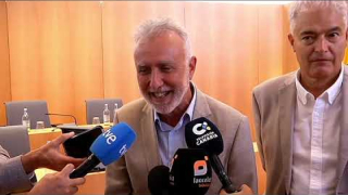 "No ha habido medidas cautelares por parte del juez y creo que Zapatero ha sido convincente" "No ha habido medidas cautelares por parte del juez y creo que Zapatero ha sido convincente"