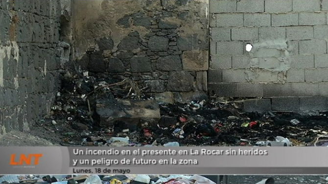 Un incendio en La Rocar sin heridos y un peligro futuro en la zona