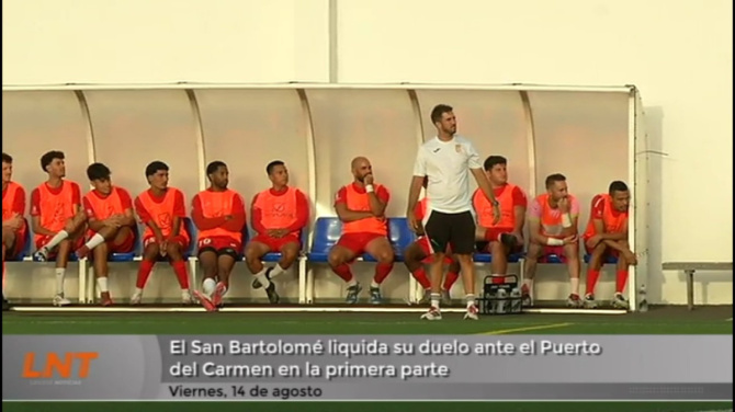 El San Bartolomé liquida su duelo ante el Puerto del Carmen en la primera parte El San Bartolomé liquida su duelo ante el Puerto del Carmen en la primera parte