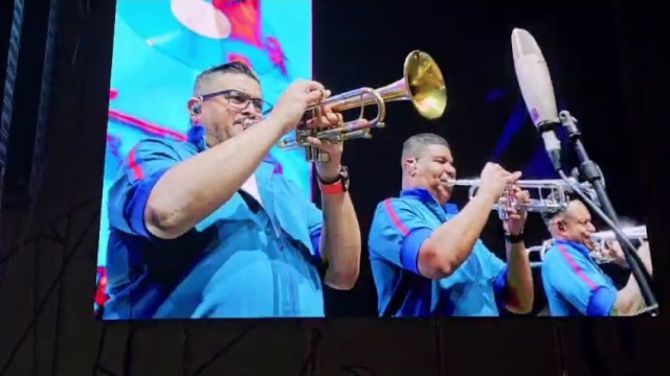 Lanzarote vive una noche mágica gracias al concierto de Juan Luis Guerra en Lava Live Lanzarote vive una noche mágica gracias al concierto de Juan Luis Guerra en Lava Live